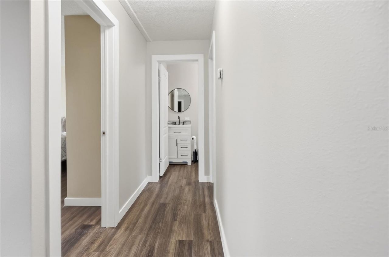 45861 Raccoon Street, Paisley, FL 32767 Photo
