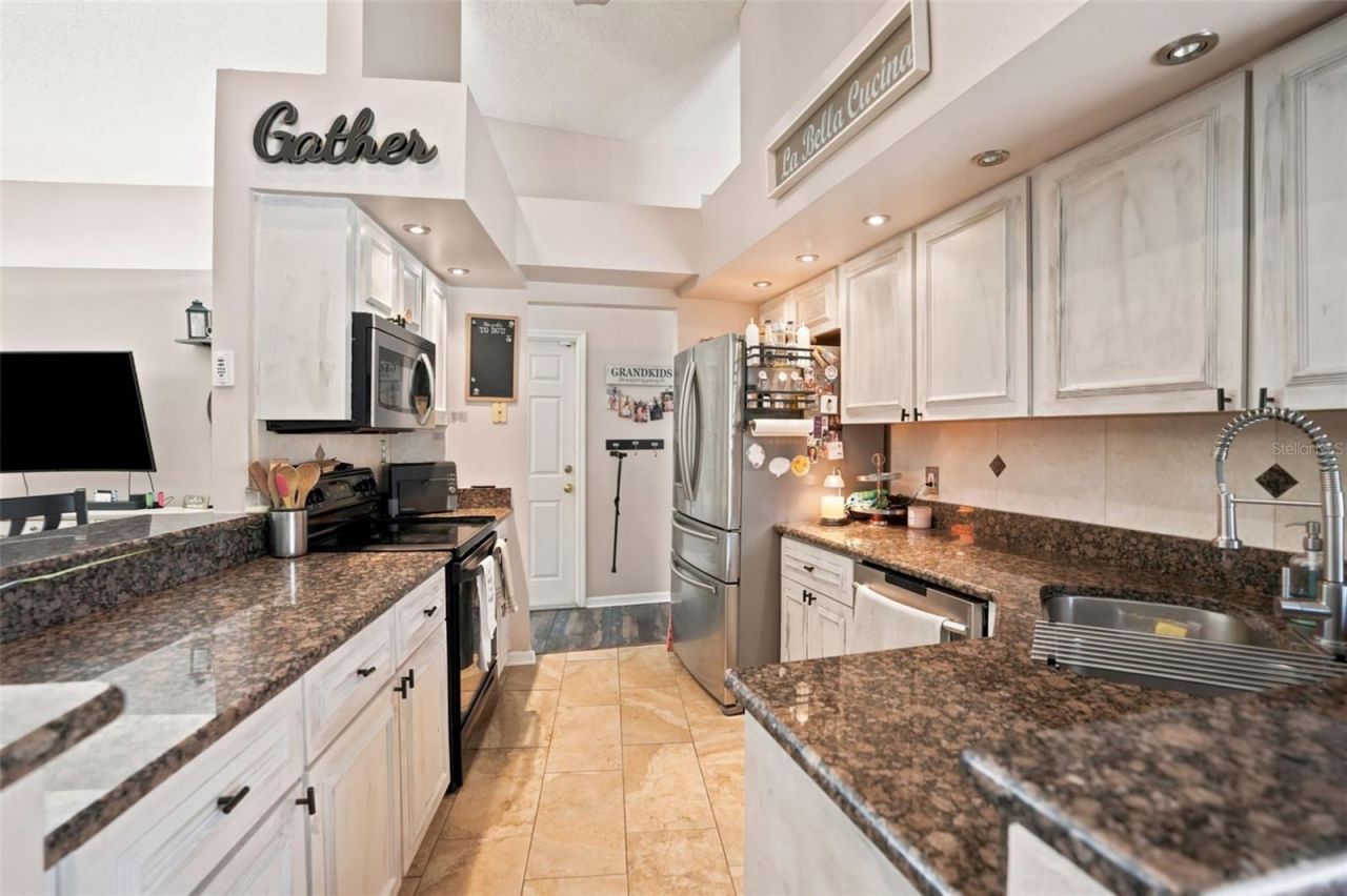 10296 Windsor Court , Spring Hill, FL 34608 Photo