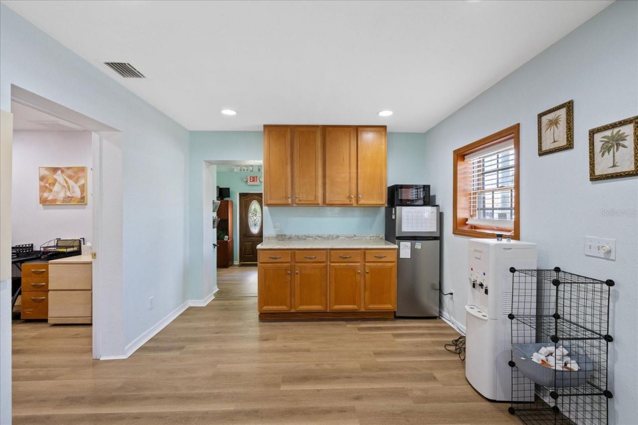 6511 Main Street , New Port Richey, FL 34653 Photo