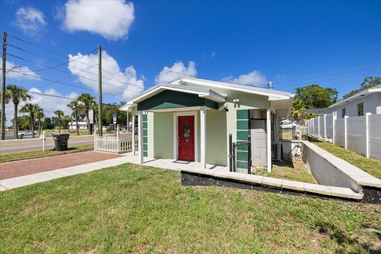 6511 Main Street , New Port Richey, FL 34653 Photo