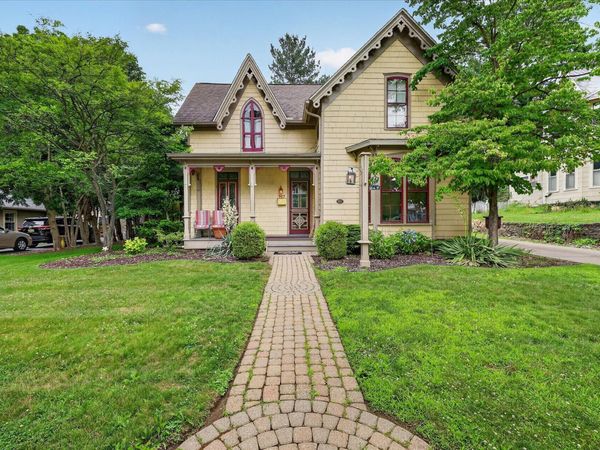 347 N Madison Street, Marshall, MI 49068