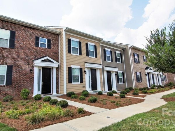 10154 Enniscrone Road , Unit Cumberland, Pineville, NC 28134