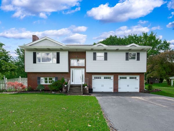 109 Kimberly Drive, Sarver, PA 16055