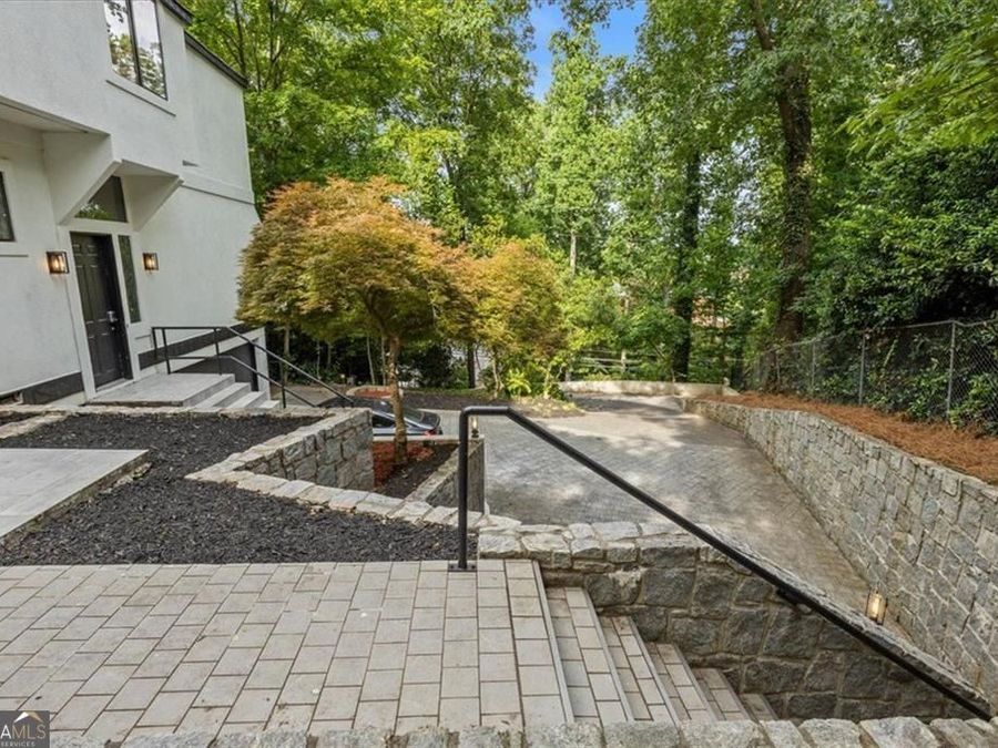 Property Image 60