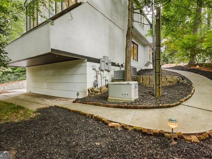 Property Image 61