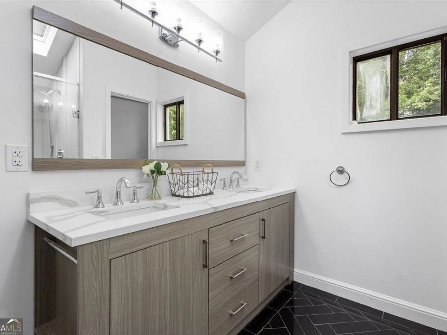 Property Image 62