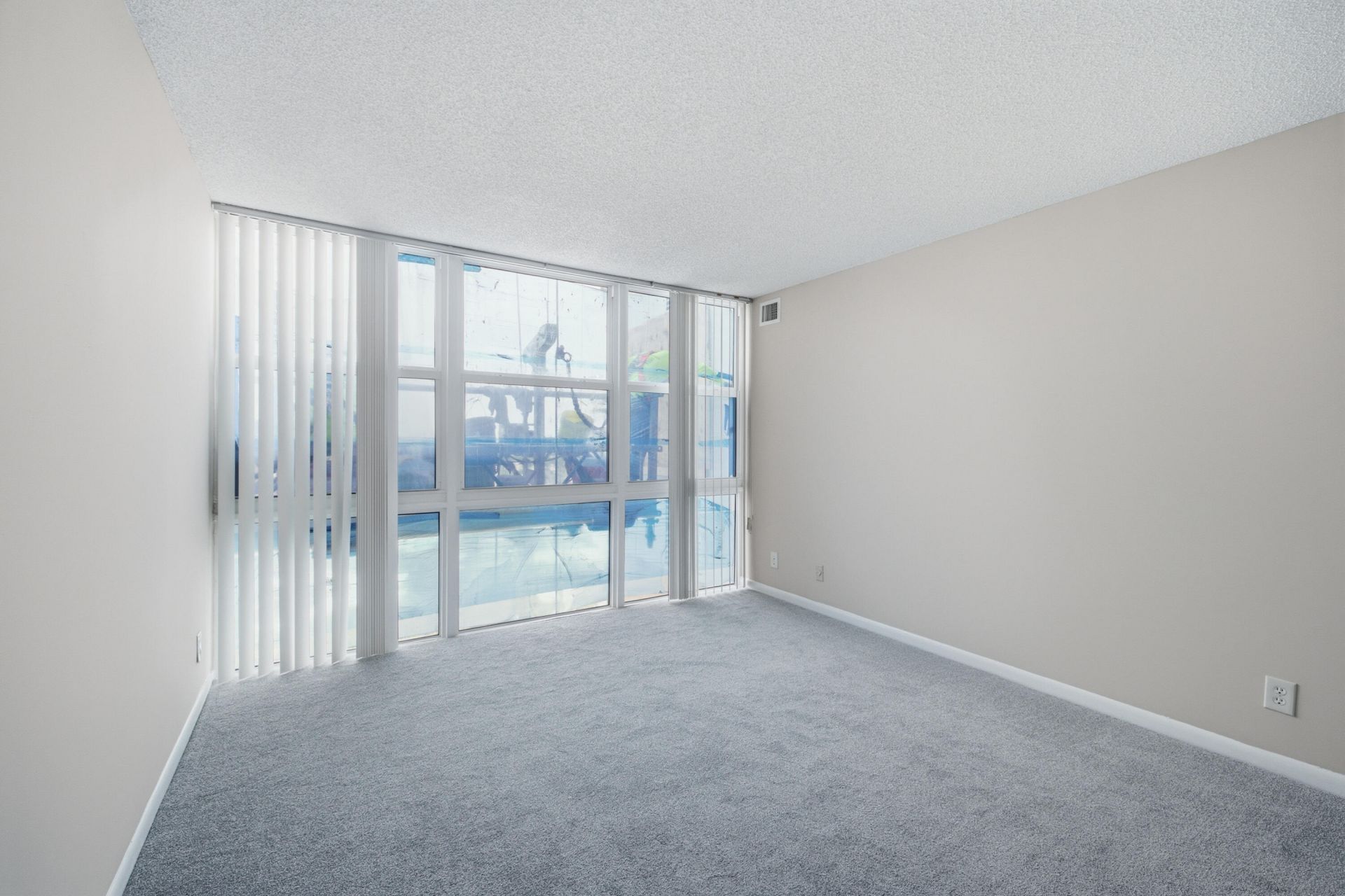 2841 N Ocean Boulevard, Unit 1503, Fort Lauderdale, FL 33308 Photo