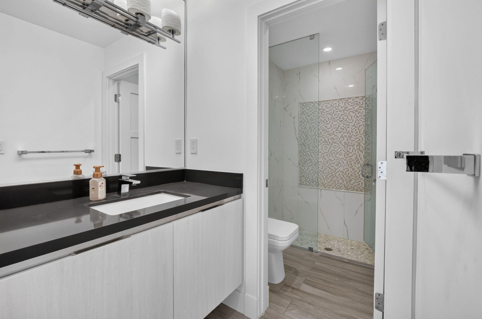 3245 St James Drive, Boca Raton, FL 33434 Photo
