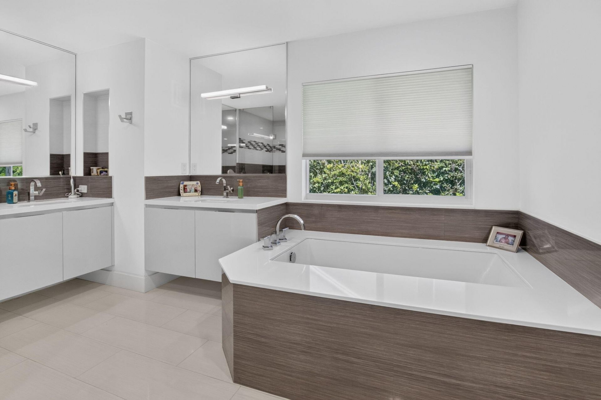 3245 St James Drive, Boca Raton, FL 33434 Photo