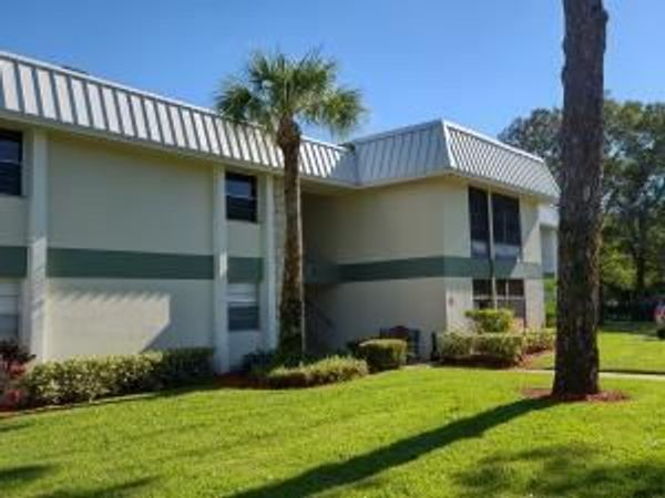 2302 Sunrise Boulevard, Unit 104, Fort Pierce, FL 34982