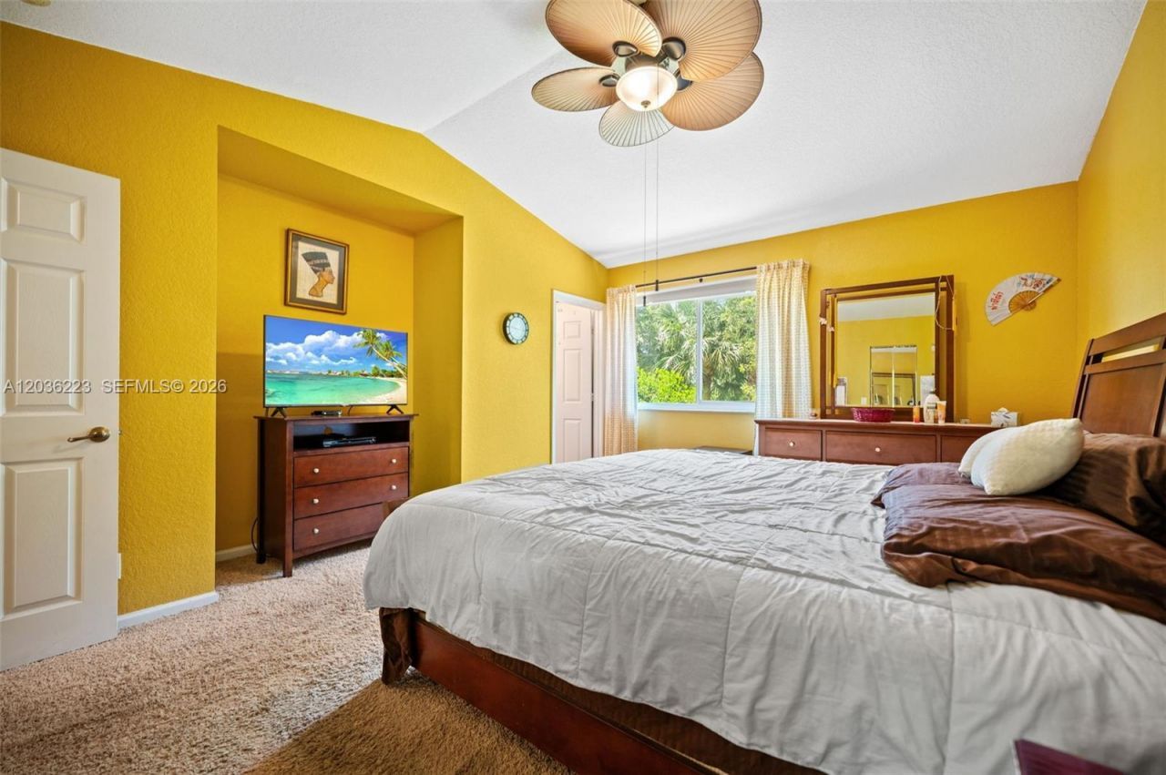 6086 Southard St, West Palm Beach, FL 33411 Photo