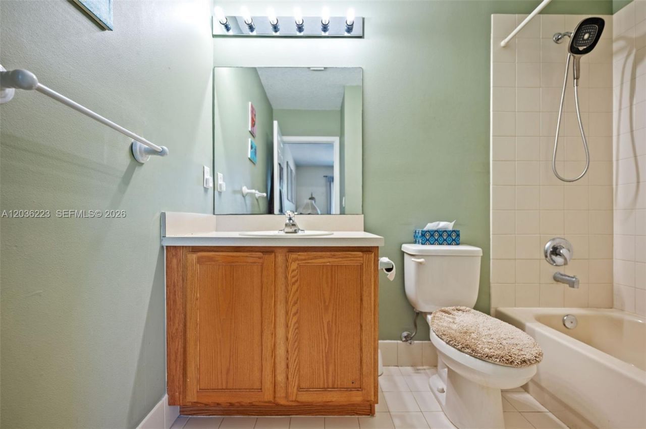 6086 Southard St, West Palm Beach, FL 33411 Photo