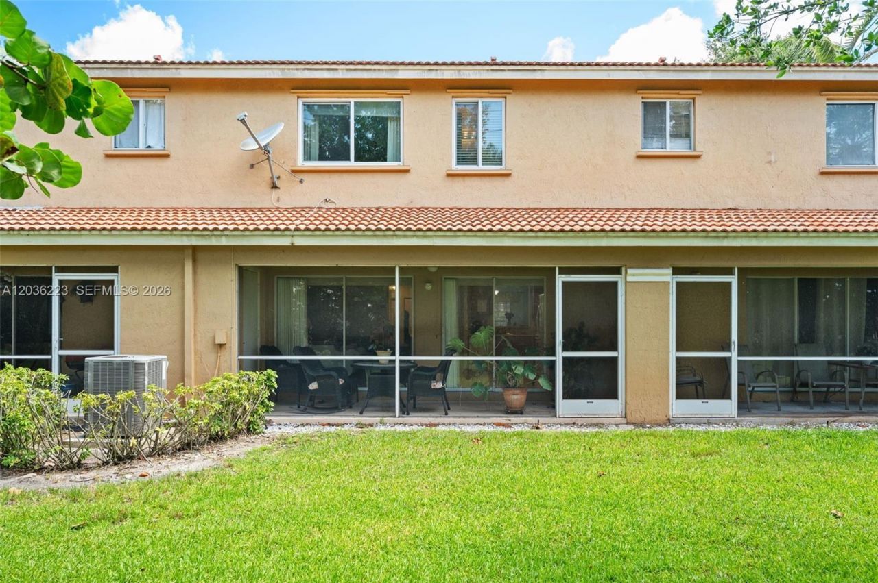 6086 Southard St, West Palm Beach, FL 33411 Photo