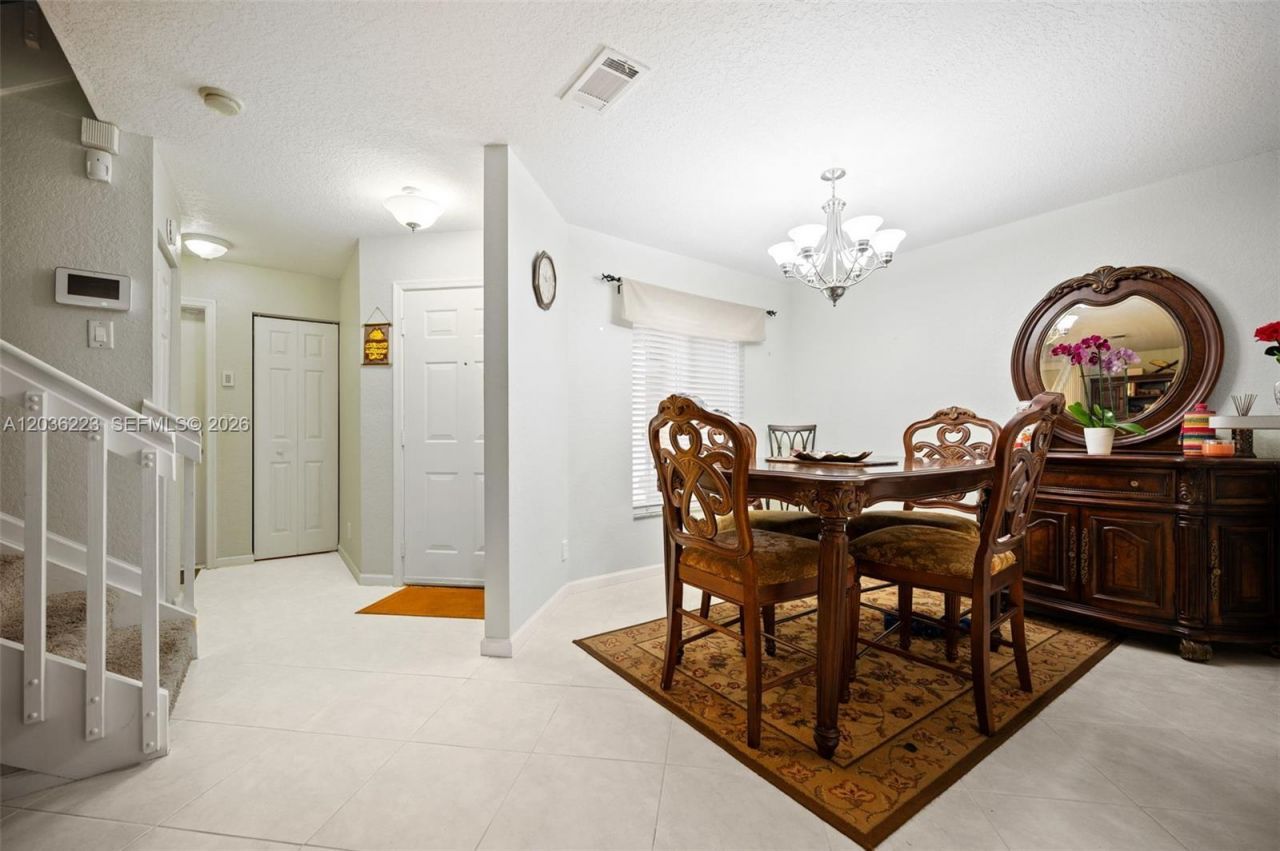 6086 Southard St, West Palm Beach, FL 33411 Photo