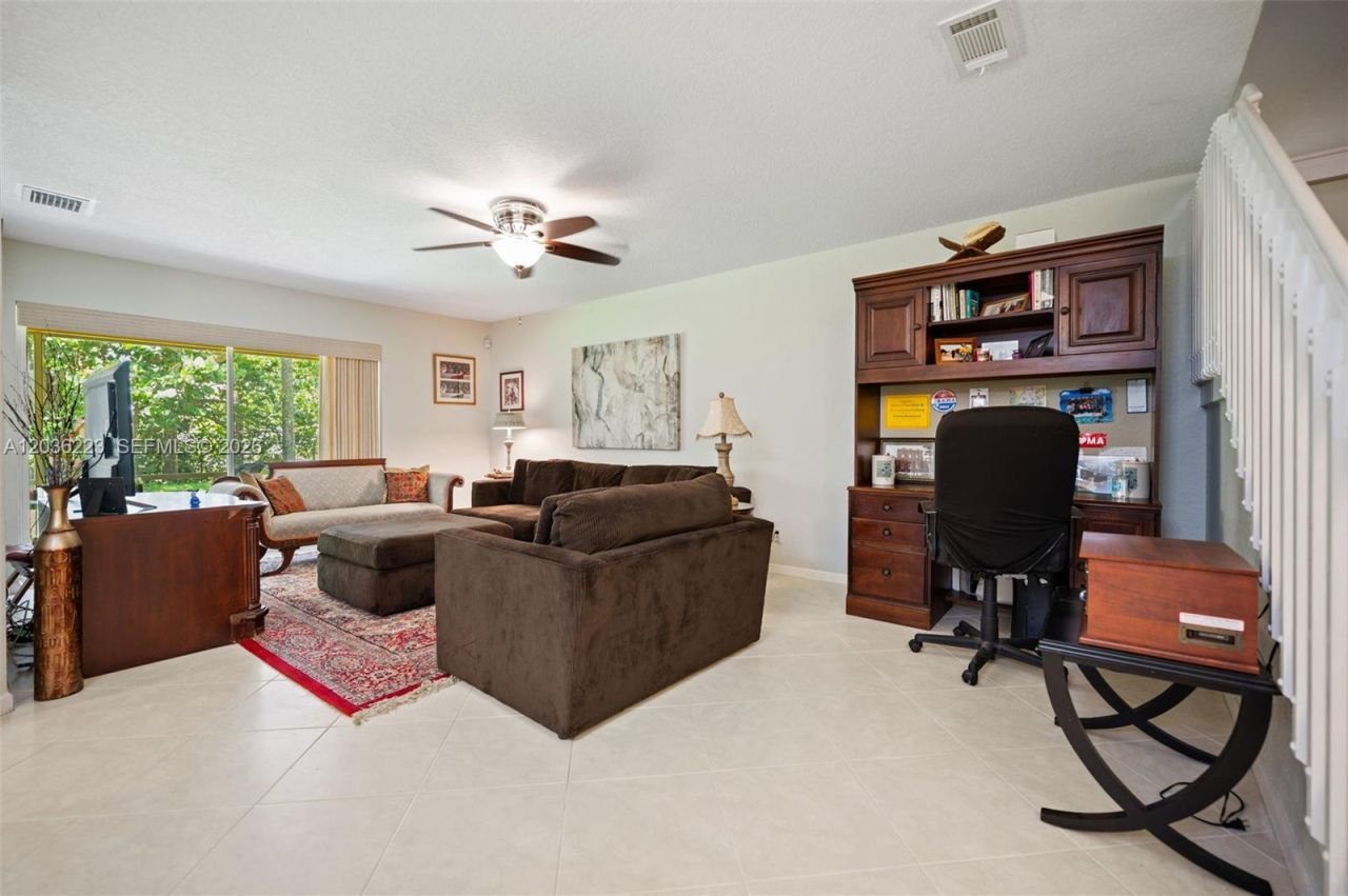 6086 Southard St, West Palm Beach, FL 33411 Photo