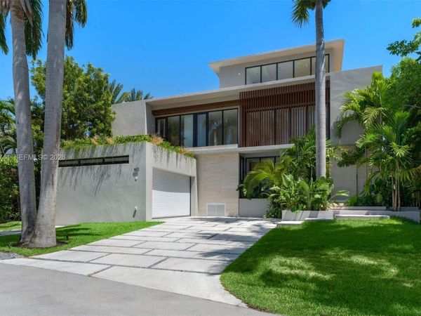 165 Hampton Ln , Key Biscayne, FL 33149