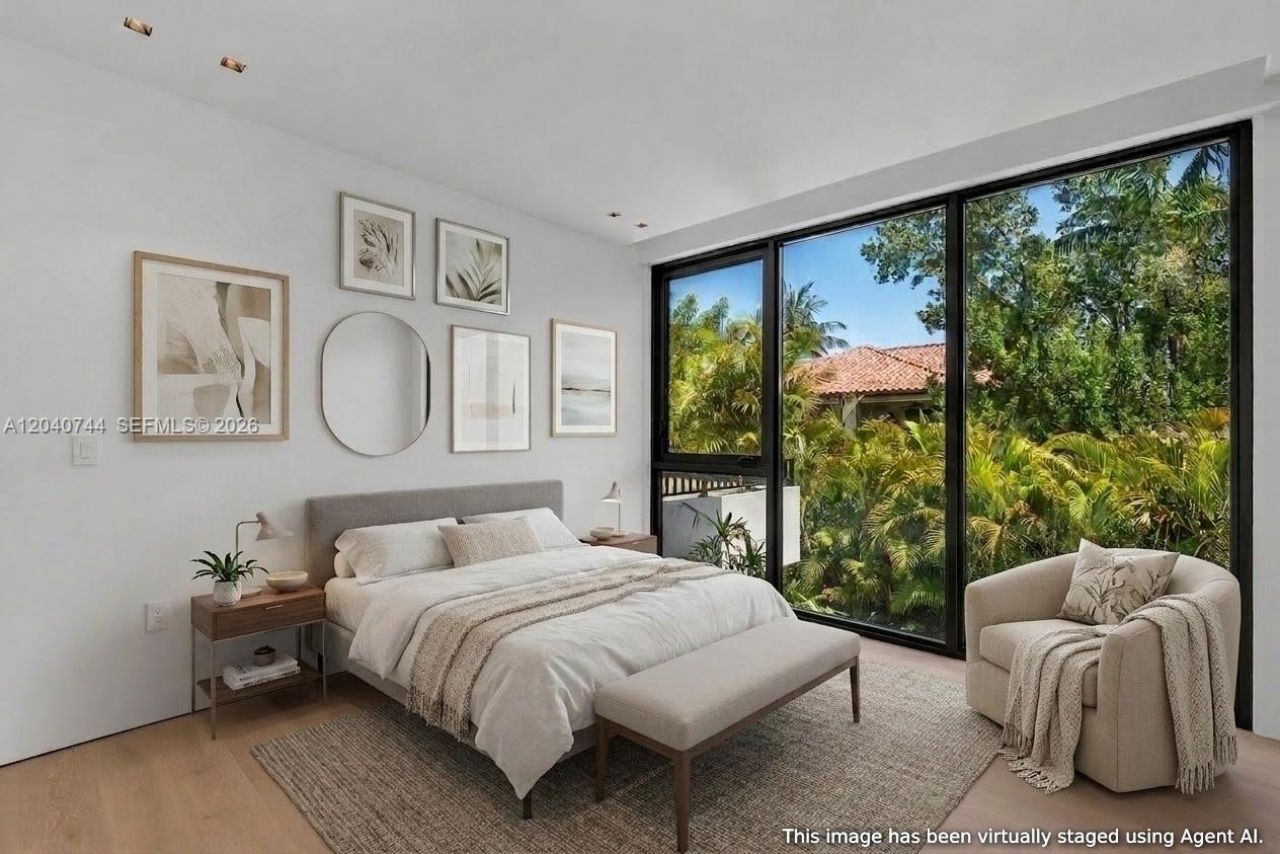 165 Hampton Ln , Key Biscayne, FL 33149 Photo