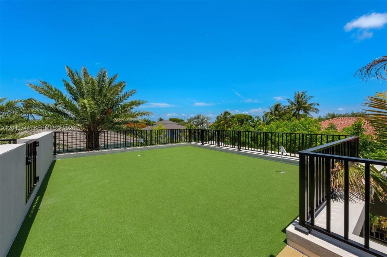 165 Hampton Ln , Key Biscayne, FL 33149 Photo