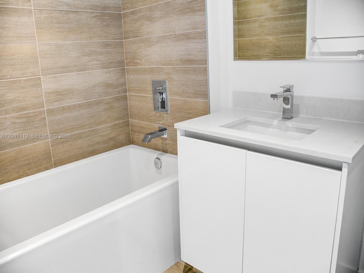 1600 SW 1st Ave , Unit 401, Miami, FL 33129 Photo