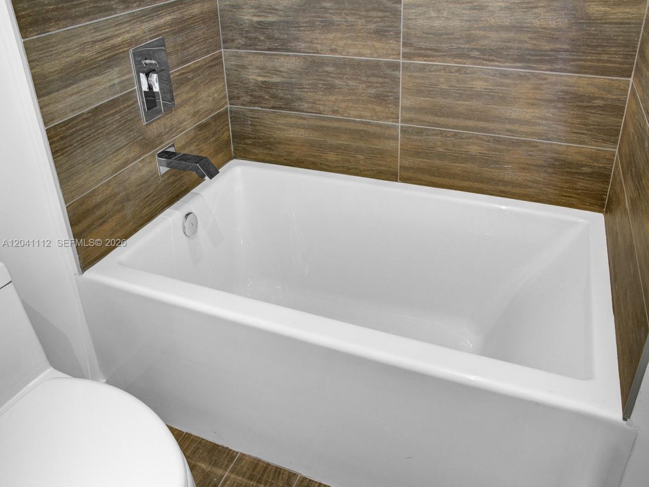 1600 SW 1st Ave, Unit 401, Miami, FL 33129 Photo