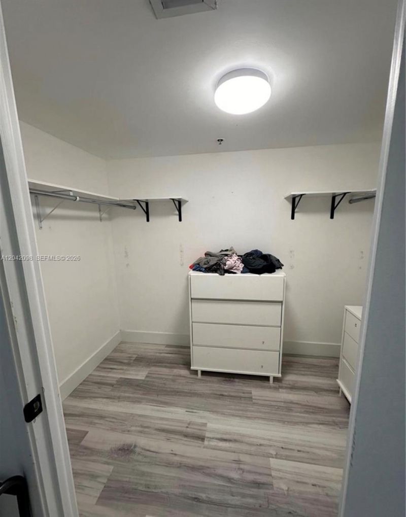 210 174th St , Unit M11, Sunny Isles Beach, FL 33160 Photo