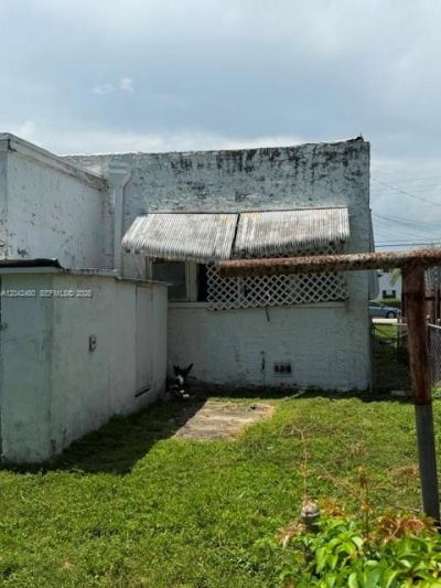 3322 SW 9th St , Miami, FL 33135 Photo