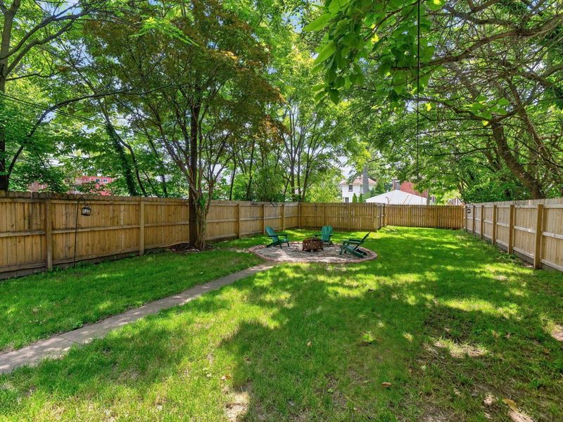 1659 Greenway Avenue, Columbus, OH 43203 Photo 3