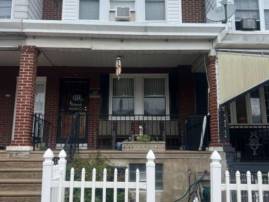 187 W Spencer Street W, Philadelphia, PA 19120 Main Photo