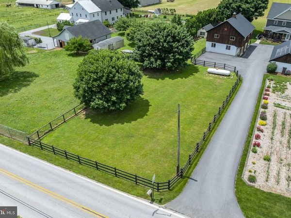 346 LYNWOOD ROAD, BIRD IN HAND, PA 17505