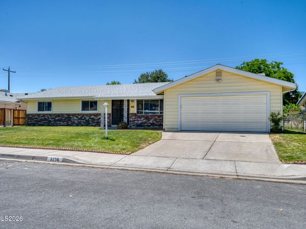 3256 Dilday Drive, Carson City, NV 89701