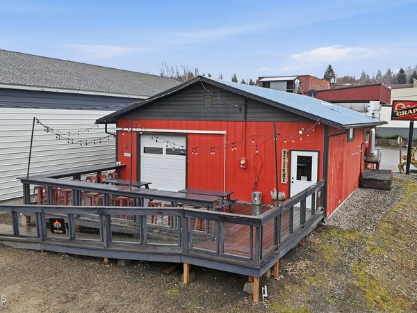 940 Center AVE, St. Maries, ID 83861
