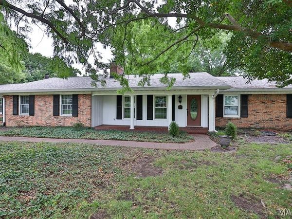 1000 Schwarz Road, Edwardsville, IL 62025