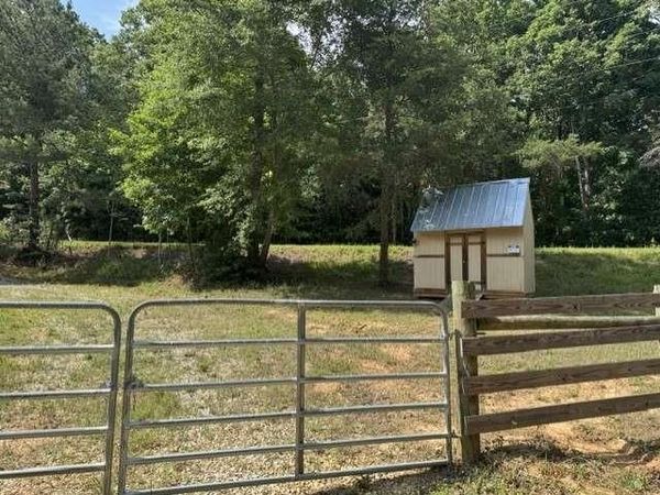 108 Sawtooth Place, Carnesville, GA 30521