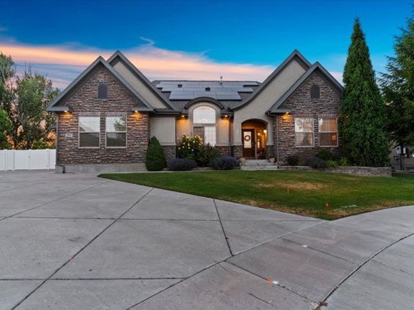 203 N 2925 W, West Point, UT 84015
