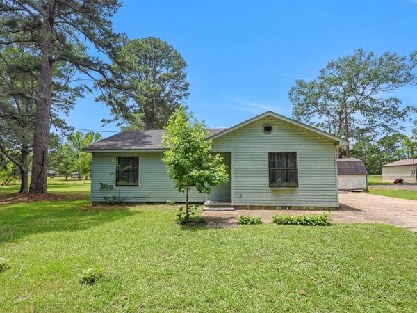 2010 Dyer Street , Malvern, AR 72104