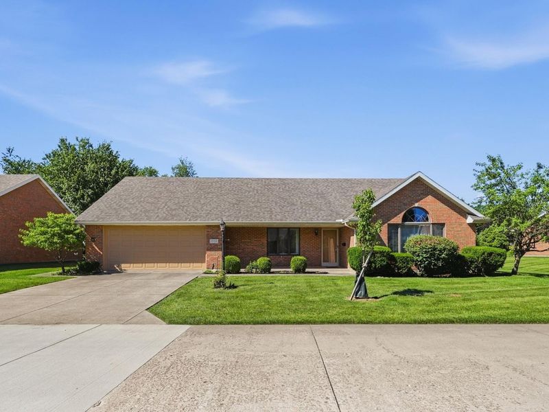 1703 Fox Ridge Drive, Springfield, OH 45503 Photo 1
