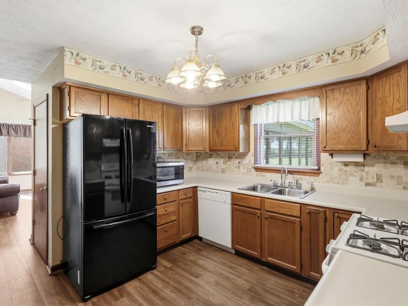 1703 Fox Ridge Drive, Springfield, OH 45503 Photo 13