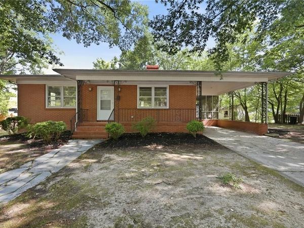 912 Virginia Avenue, Burlington, NC 27217