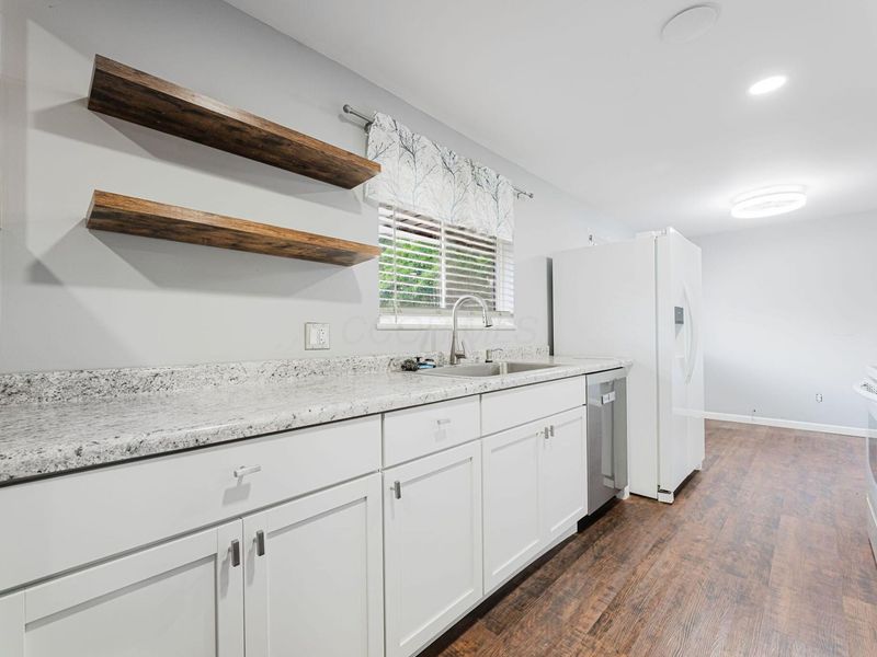 1582 Stouder Drive , Reynoldsburg, OH 43068 Photo 9