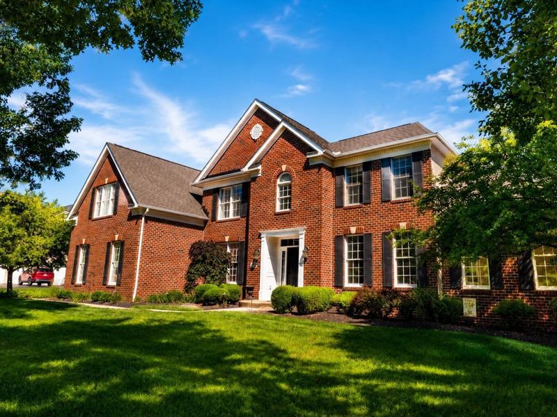 4862 Vista Ridge Drive, Dublin, OH 43017 Photo 2
