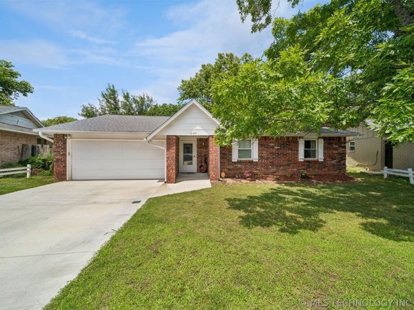 1605 S Pine Avenue , Broken Arrow, OK 74012
