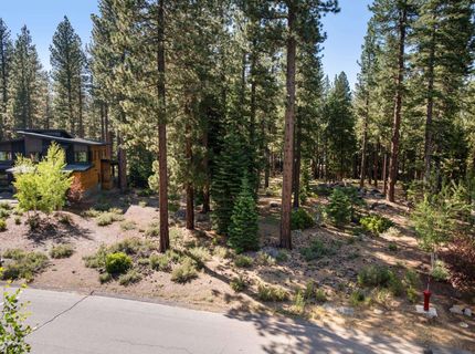 9252 Heartwood Drive, Truckee, CA 96161 Photo