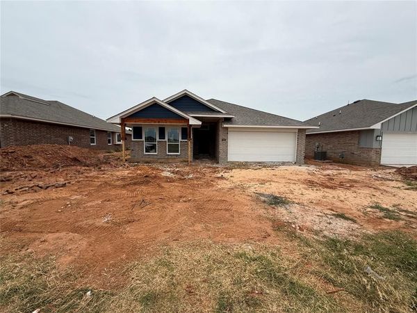 7616 Windstone Drive, Oklahoma City, OK 73132