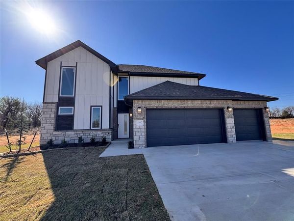 15482 NE 11th Street, Choctaw, OK 73020