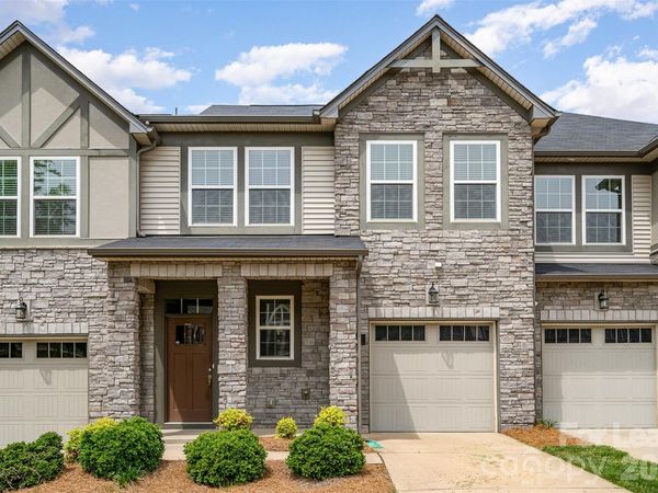 9320 Glenburn Lane, Charlotte, NC 28278
