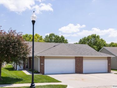 1847 N 175th Court, Omaha, NE 68118