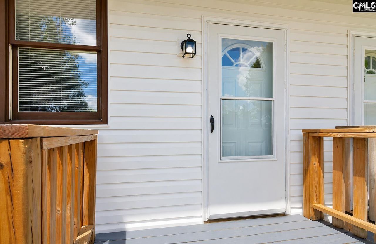 1113 & 1115 Brown Boulevard  Photo 16