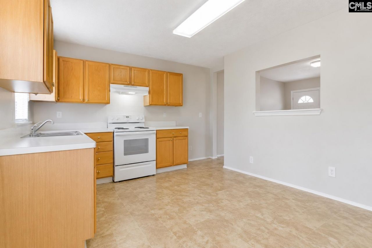 1113 & 1115 Brown Boulevard  Photo 6