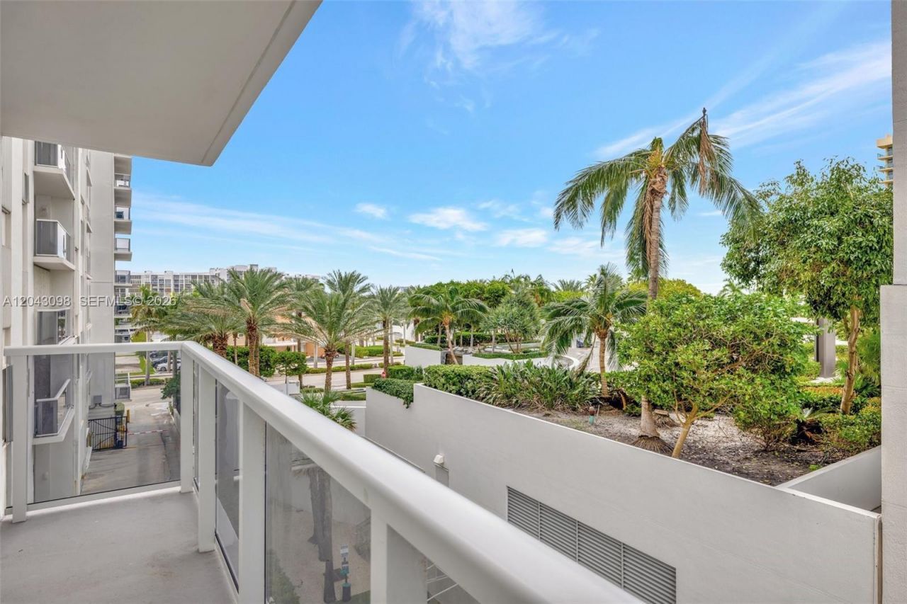 2751 S Ocean Dr , Unit 404N, Hollywood, FL 33019 Photo