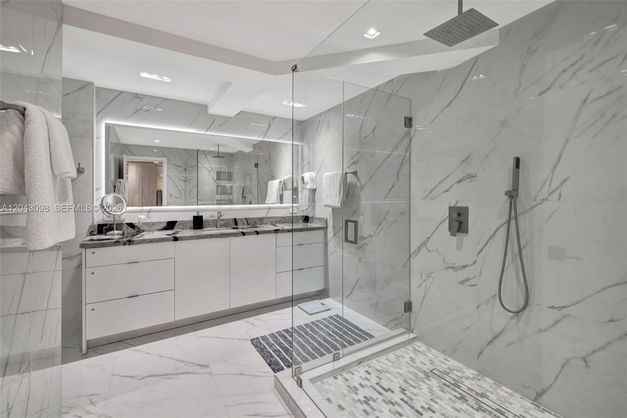 2751 S Ocean Dr , Unit 404N, Hollywood, FL 33019 Photo